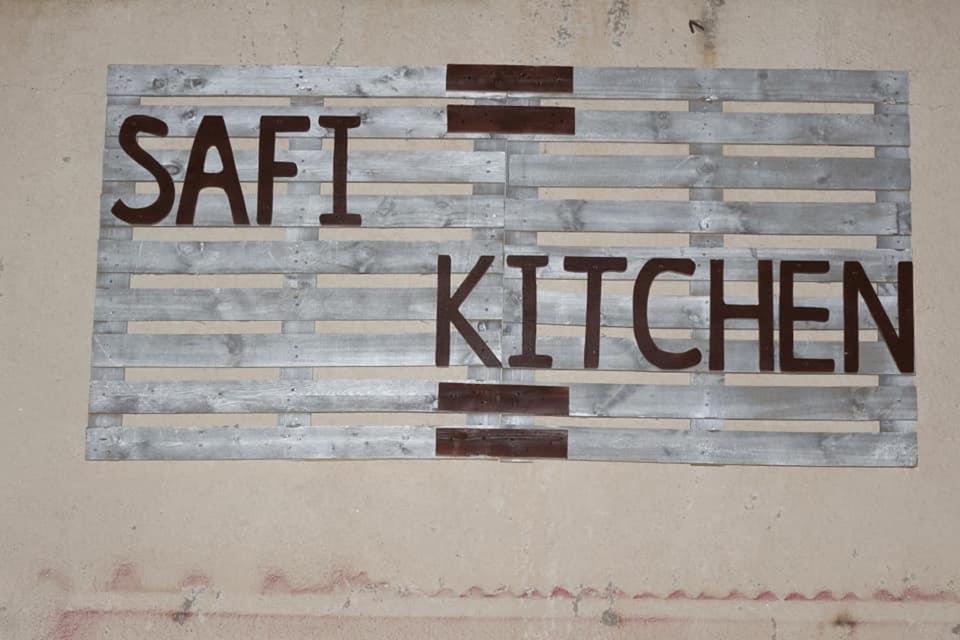 Safi Kitchen Hostel Gawr as-Safi 外观 照片