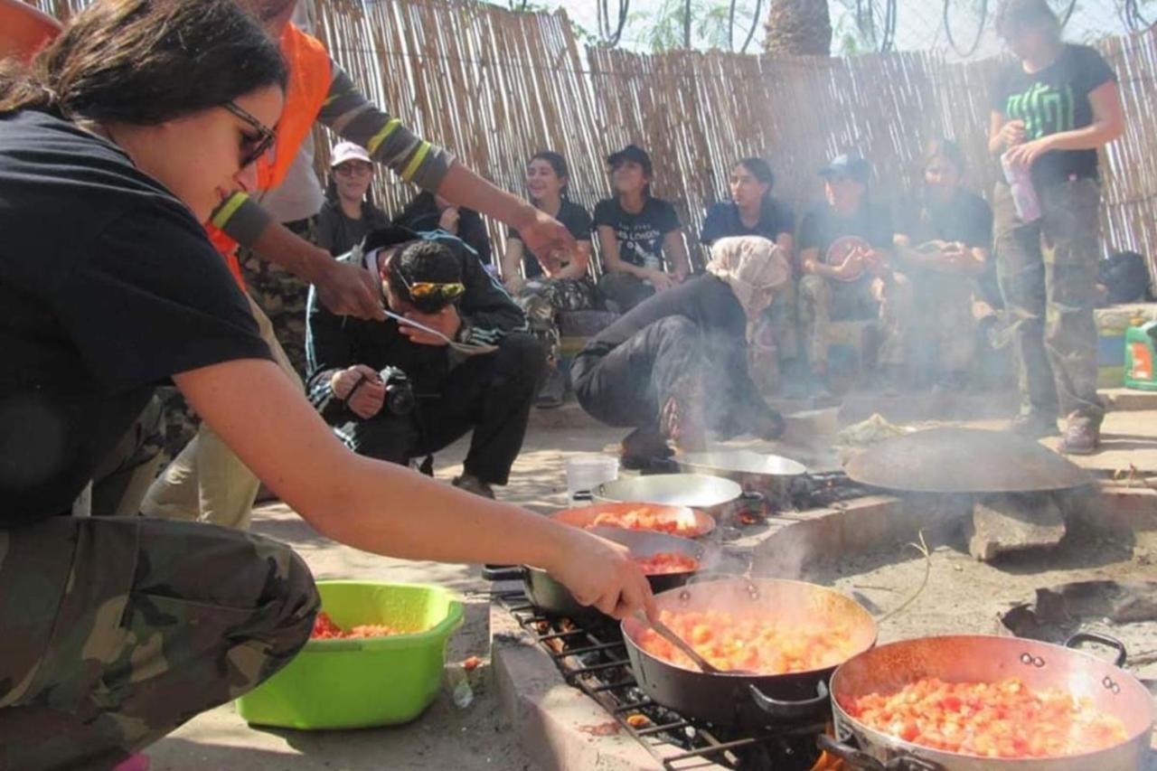 Safi Kitchen Hostel Gawr as-Safi 外观 照片